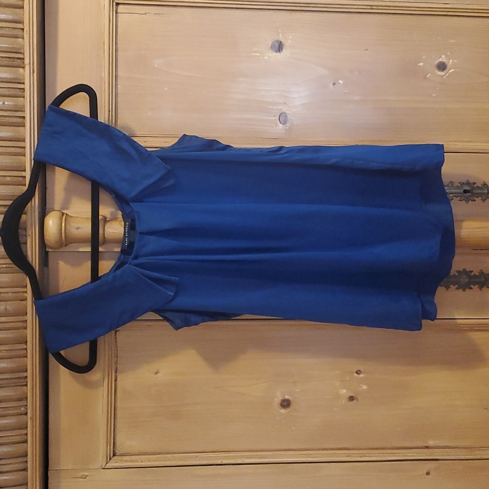 🎁 Banana Republic silk tank blouse